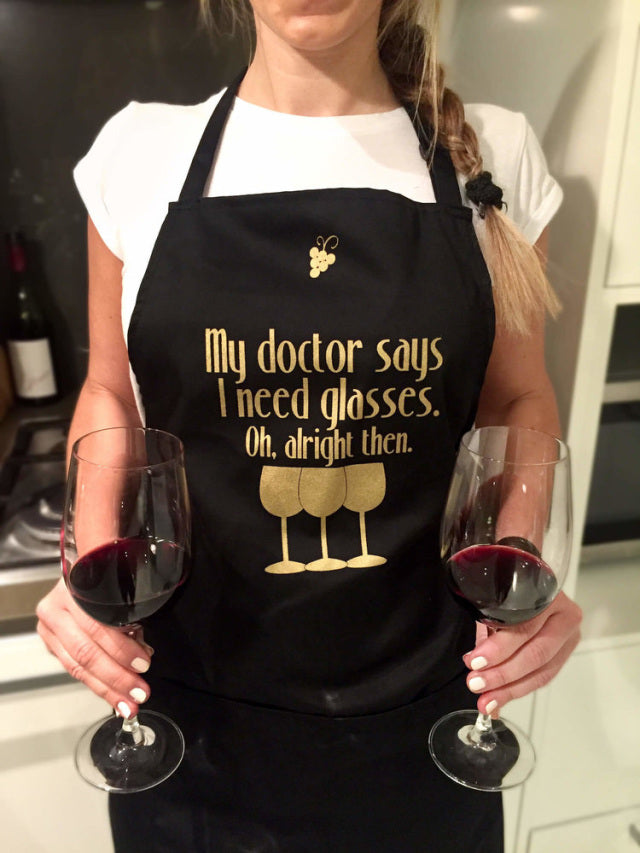 s468535872366096695_p128_i3_w640_640 × 853px - Single Apron with a Two Glasses